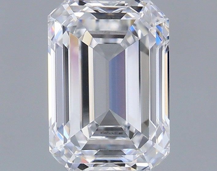 Loose Diamond - EMERALD 1.01ct D VS2: Loose Diamond - EMERALD 1.01ct D VS2 Source: This is a real non-mined Diamond that has been grown in a lab Shape: EMERALD Carats: 1.01 Color: D Clarity: VS2 Certification: IGI Video: