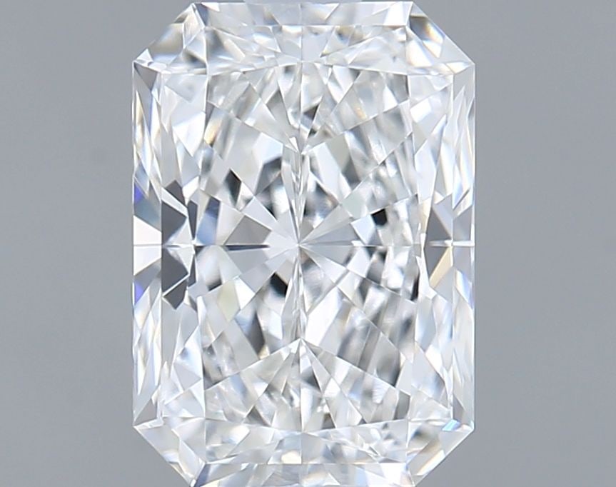Loose Diamond - RADIANT 1.23ct F VVS2: Loose Diamond - RADIANT 1.23ct F VVS2 Source: This is a real non-mined Diamond that has been grown in a lab Shape: RADIANT Carats: 1.23 Color: F Clarity: VVS2 Certification: IGI Video: