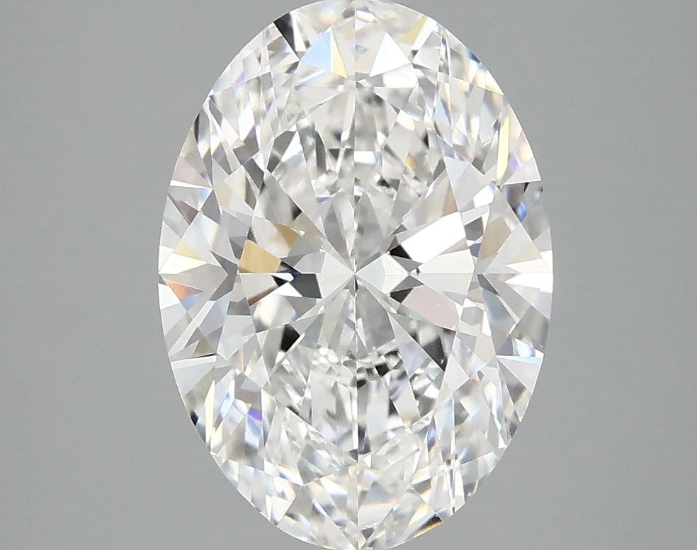 Loose Diamond - OVAL 3.1ct E VVS2: Loose Diamond - OVAL 3.1ct E VVS2 Source: This is a real non-mined Diamond that has been grown in a lab Shape: OVAL Carats: 3.1 Color: E Clarity: VVS2 Certification: IGI Video: Video Link The