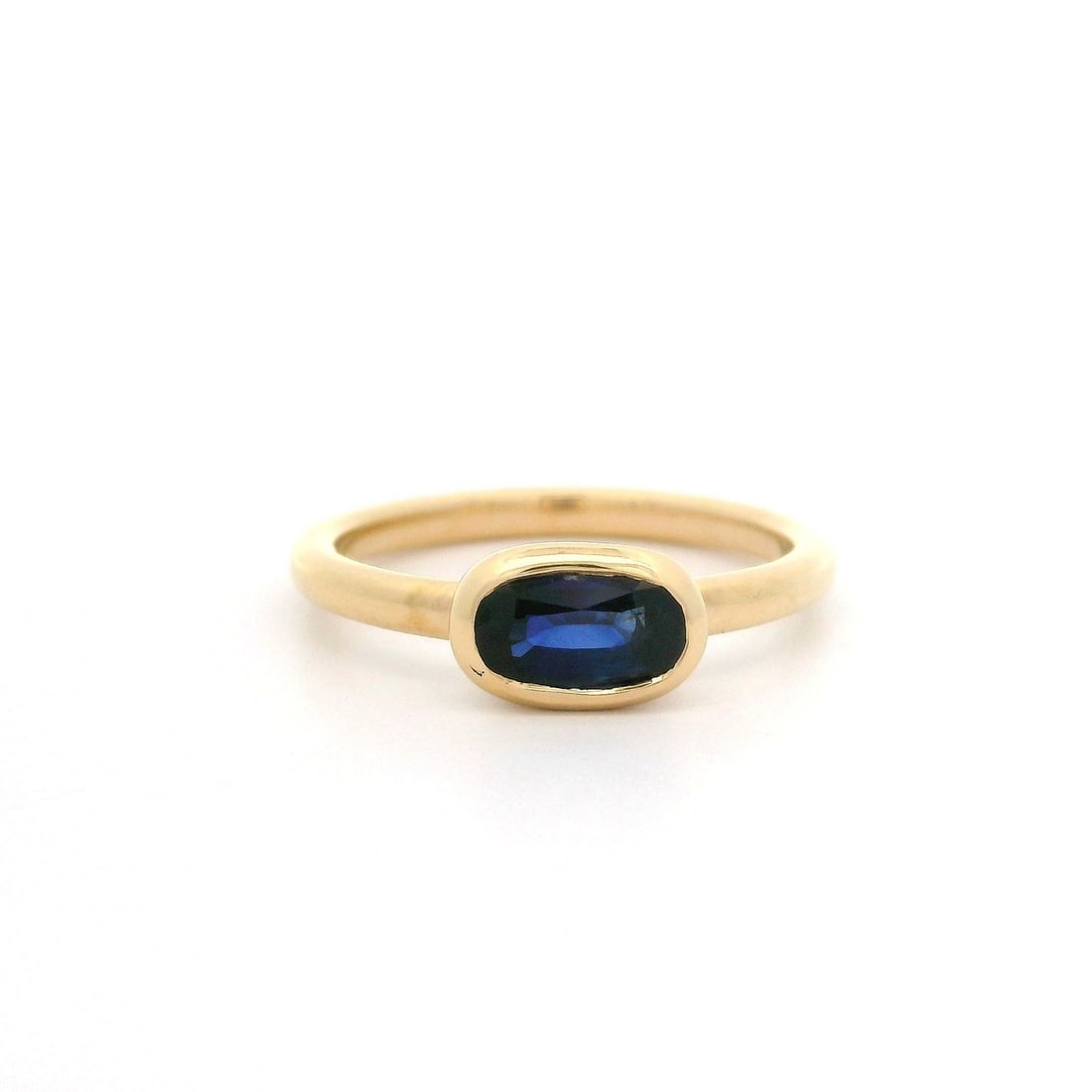 18k Yellow Gold GIA Certified .90ct Blue Cushion Sapphire East West Ring (1 of 8)