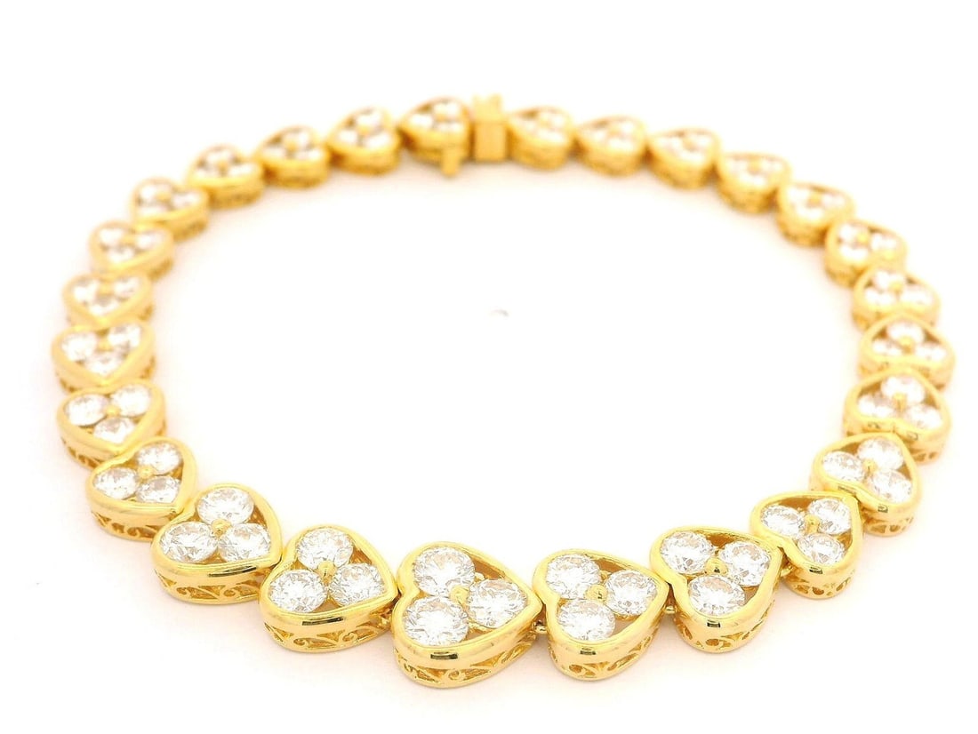 18K Yellow Gold 6.26ctw Diamond Graduated Heart Link Tennis Bracelet (1 of 12)