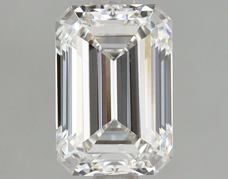 Loose Diamond - EMERALD 1.33ct G VVS2: Loose Diamond - EMERALD 1.33ct G VVS2 Source: This is a real non-mined Diamond that has been grown in a lab Shape: EMERALD Carats: 1.33 Color: G Clarity: VVS2 Certification: IGI Video: