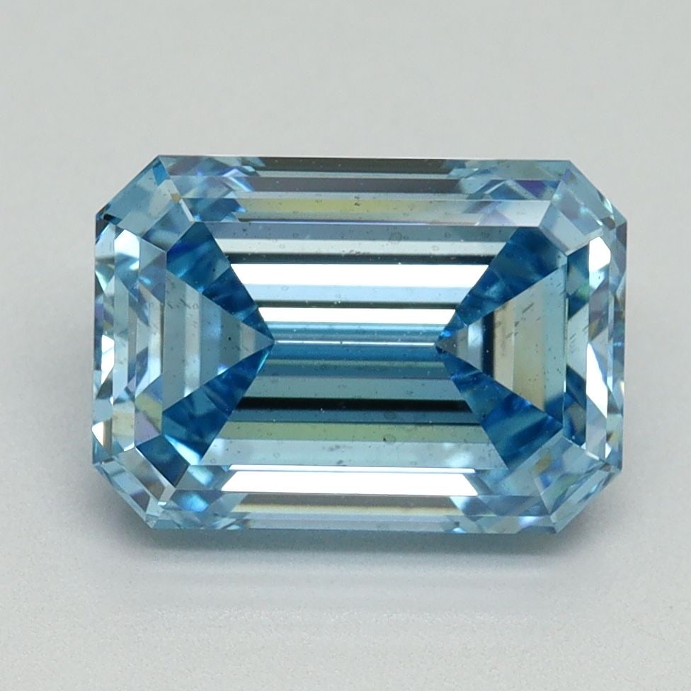 Loose Diamond - EMERALD 3.24ct Fancy Vivid Blue VS2: Loose Diamond - EMERALD 3.24ct Fancy Vivid Blue VS2 Source: This is a real non-mined Diamond that has been grown in a lab Shape: EMERALD Carats: 3.24 Color: Fancy Vivid Blue Certification: IGI Video: