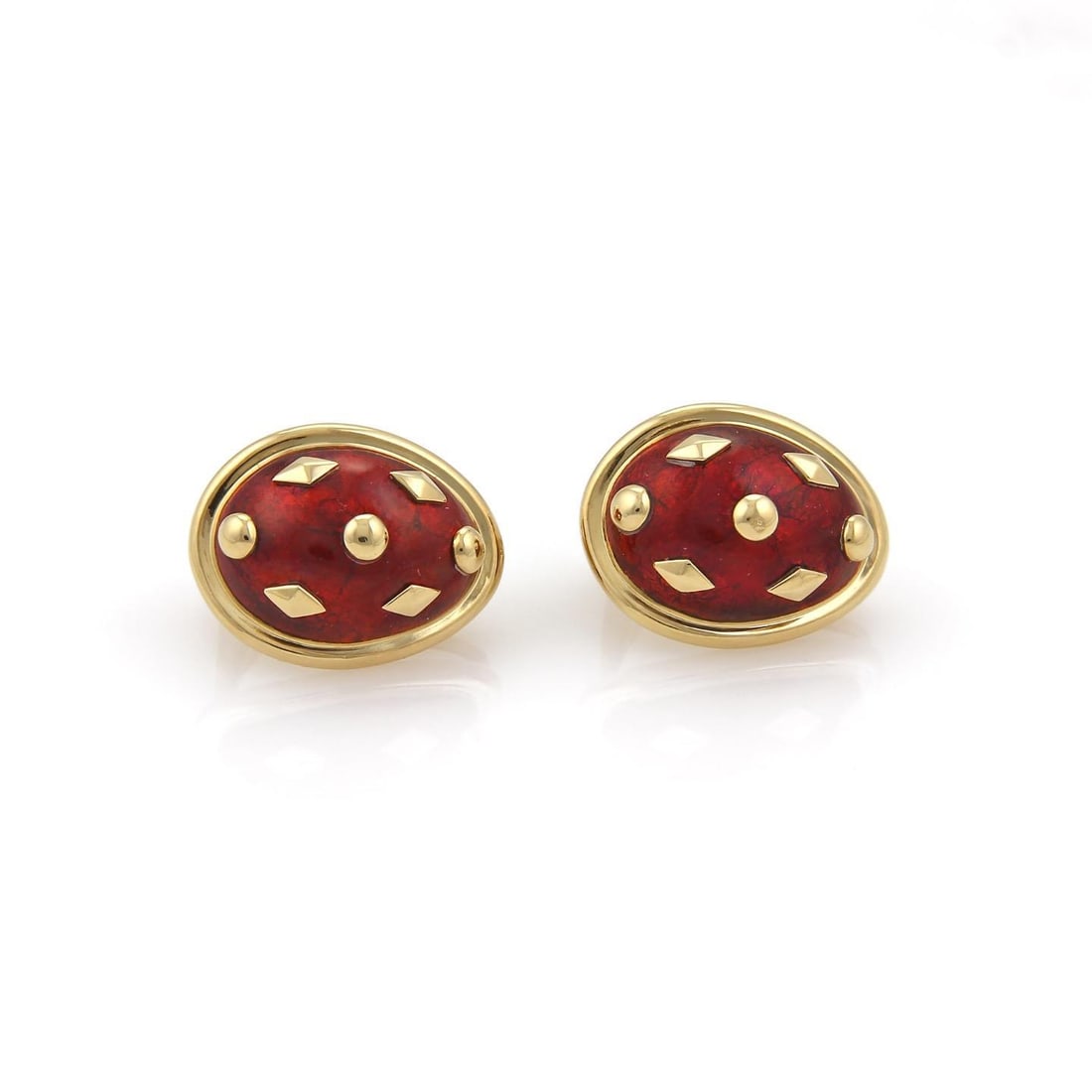 Tiffany & Co. Schlumberger 18k Gold Red Enamel Earrings: Tiffany & Co. Schlumberger 18k Gold Red Enamel Earrings Elevate your elegance with these exquisite Tiffany & Co. Schlumberger Red Dot Lozenge Enamel Earrings. Crafted from luxurious 18k yellow gold, t