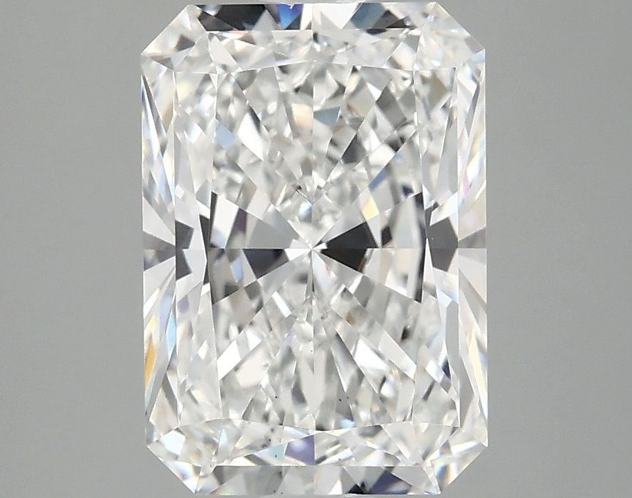 Loose Diamond - RADIANT 3.03ct E VS2: Loose Diamond - RADIANT 3.03ct E VS2 Source: This is a real non-mined Diamond that has been grown in a lab Shape: RADIANT Carats: 3.03 Color: E Clarity: VS2 Certification: IGI Video: