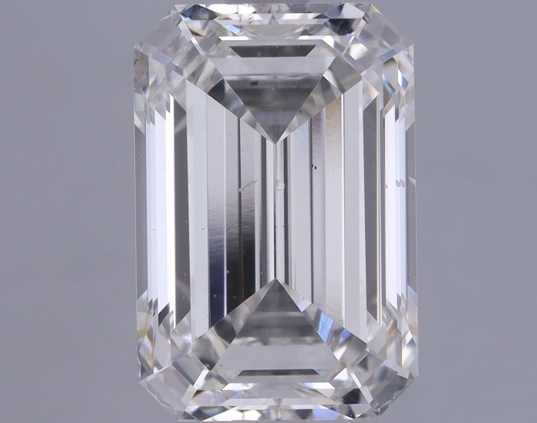 Loose Diamond - EMERALD 2.91ct H SI1: Loose Diamond - EMERALD 2.91ct H SI1 Source: This is a real non-mined Diamond that has been grown in a lab Shape: EMERALD Carats: 2.91 Color: H Clarity: SI1 Certification: IGI Video: