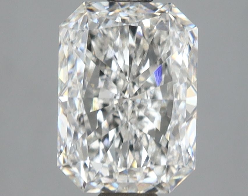 Loose Diamond - RADIANT 2.0ct E IF: Loose Diamond - RADIANT 2.0ct E IF Source: This is a real non-mined Diamond that has been grown in a lab Shape: RADIANT Carats: 2.0 Color: E Clarity: IF Certification: IGI Video: