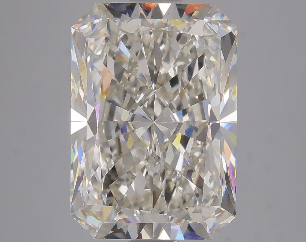 Loose Diamond - RADIANT 6.3ct H VS1: Loose Diamond - RADIANT 6.3ct H VS1 Source: This is a real non-mined Diamond that has been grown in a lab Shape: RADIANT Carats: 6.3 Color: H Clarity: VS1 Certification: IGI Video: