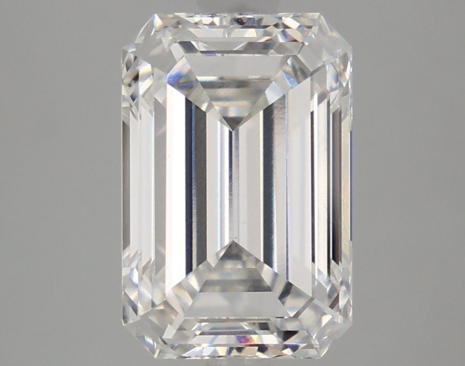 Loose Diamond - EMERALD 3.62ct F VVS2: Loose Diamond - EMERALD 3.62ct F VVS2 Source: This is a real non-mined Diamond that has been grown in a lab Shape: EMERALD Carats: 3.62 Color: F Clarity: VVS2 Certification: IGI Video: