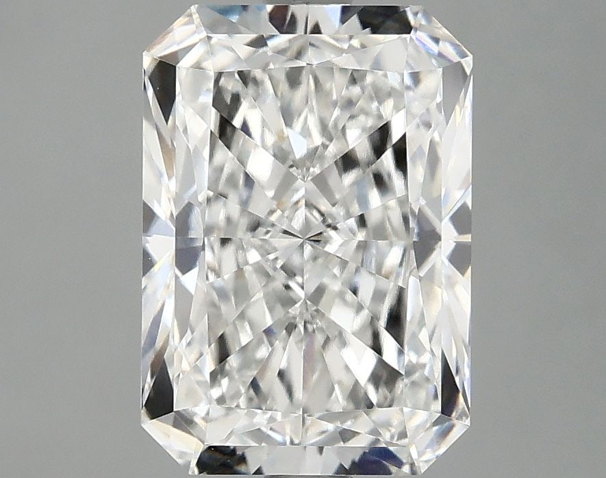 Loose Diamond - RADIANT 3.05ct E VVS2: Loose Diamond - RADIANT 3.05ct E VVS2 Source: This is a real non-mined Diamond that has been grown in a lab Shape: RADIANT Carats: 3.05 Color: E Clarity: VVS2 Certification: IGI Video:
