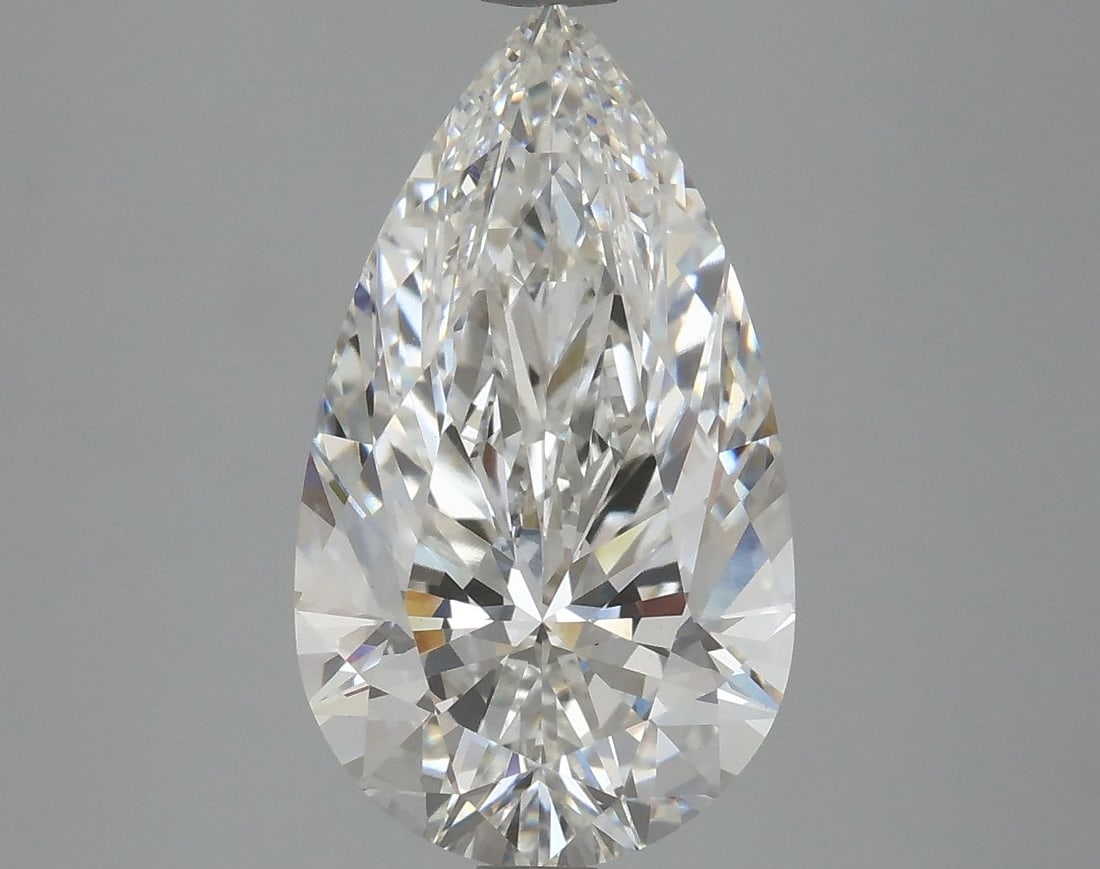 Loose Diamond - PEAR 4.08ct G VS1: Loose Diamond - PEAR 4.08ct G VS1 Source: This is a real non-mined Diamond that has been grown in a lab Shape: PEAR Carats: 4.08 Color: G Clarity: VS1 Certification: IGI Video: