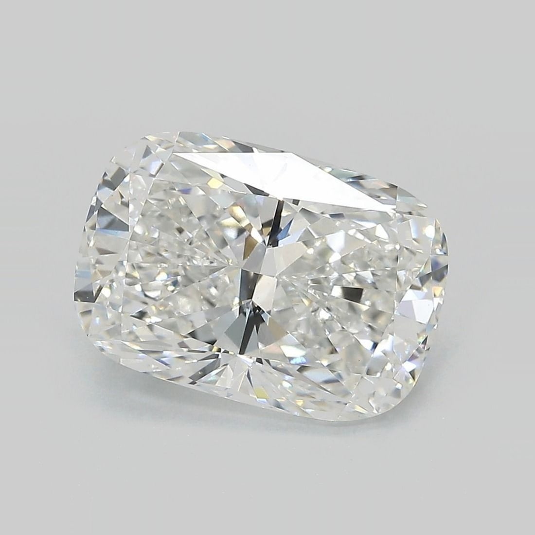 Loose Diamond - CUSHION MODIFIED 4.91ct F VVS2: Loose Diamond - CUSHION MODIFIED 4.91ct F VVS2 Source: This is a real non-mined Diamond that has been grown in a lab Shape: CUSHION MODIFIED Carats: 4.91 Color: F Clarity: VVS2 Certification: IGI Vide