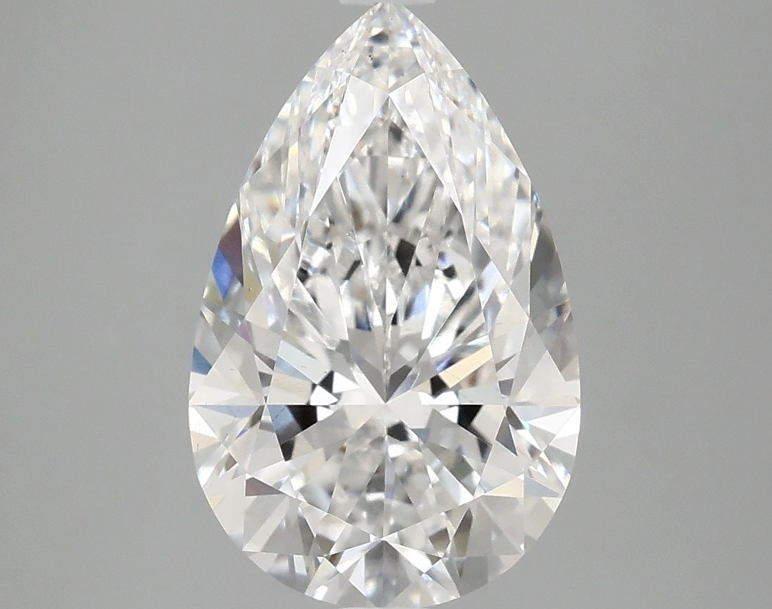 Loose Diamond - PEAR 3.09ct E VS2: Loose Diamond - PEAR 3.09ct E VS2 Source: This is a real non-mined Diamond that has been grown in a lab Shape: PEAR Carats: 3.09 Color: E Clarity: VS2 Certification: IGI Video: Video Link The