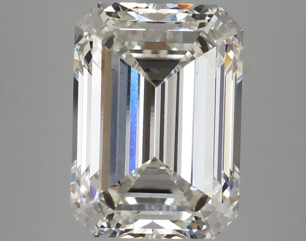 Loose Diamond - EMERALD 5.02ct H VS2: Loose Diamond - EMERALD 5.02ct H VS2 Source: This is a real non-mined Diamond that has been grown in a lab Shape: EMERALD Carats: 5.02 Color: H Clarity: VS2 Certification: IGI Video: Video Link The