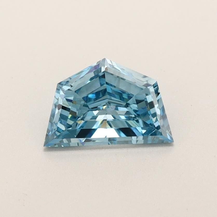 Loose Diamond - PENTAGONAL 0.65ct Fancy Vivid Blue VVS2: Loose Diamond - PENTAGONAL 0.65ct Fancy Vivid Blue VVS2 Source: This is a real non-mined Diamond that has been grown in a lab Shape: PENTAGONAL Carats: 0.65 Color: Fancy Vivid Blue Certification: IGI