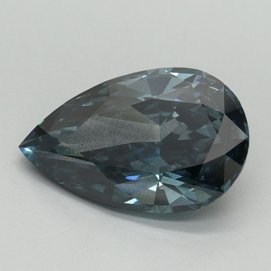 Loose Diamond - PEAR 3.24ct Fancy Vivid Blue SI2: Loose Diamond - PEAR 3.24ct Fancy Vivid Blue SI2 Source: This is a real non-mined Diamond that has been grown in a lab Shape: PEAR Carats: 3.24 Color: Fancy Vivid Blue Certification: IGI Video: