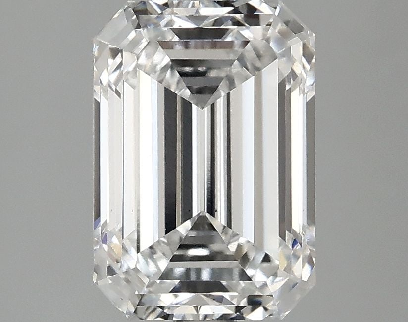 Loose Diamond - EMERALD 2.86ct D VS2: Loose Diamond - EMERALD 2.86ct D VS2 Source: This is a real non-mined Diamond that has been grown in a lab Shape: EMERALD Carats: 2.86 Color: D Clarity: VS2 Certification: IGI Video: