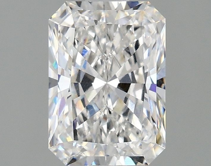 Loose Diamond - RADIANT 1.59ct E VVS2: Loose Diamond - RADIANT 1.59ct E VVS2 Source: This is a real non-mined Diamond that has been grown in a lab Shape: RADIANT Carats: 1.59 Color: E Clarity: VVS2 Certification: IGI Video: