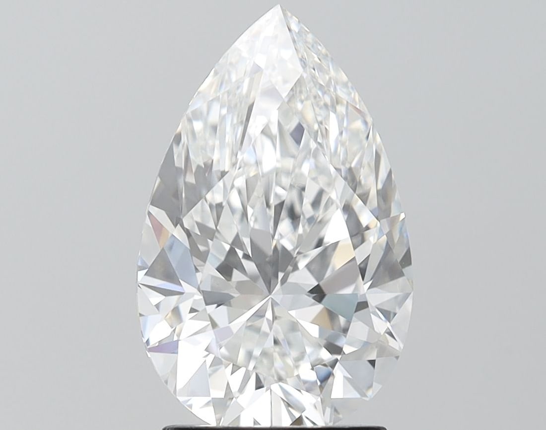 Loose Diamond - PEAR 3.25ct E VVS1: Loose Diamond - PEAR 3.25ct E VVS1 Source: This is a real non-mined Diamond that has been grown in a lab Shape: PEAR Carats: 3.25 Color: E Clarity: VVS1 Certification: IGI Video: