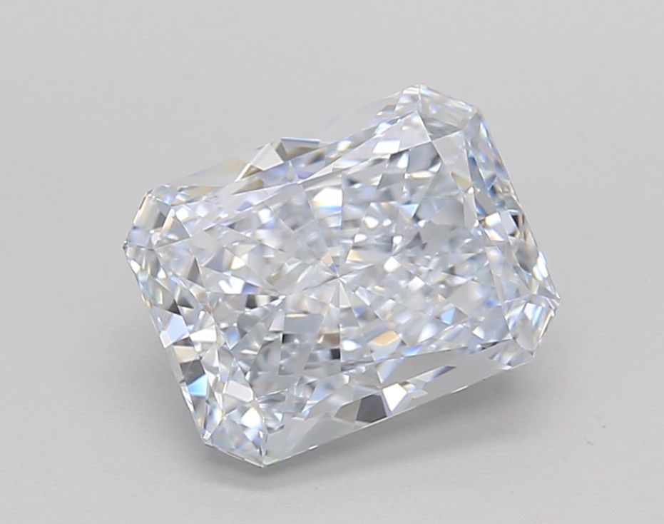 Loose Diamond - RADIANT 1.89ct G VS1: Loose Diamond - RADIANT 1.89ct G VS1 Source: This is a real non-mined Diamond that has been grown in a lab Shape: RADIANT Carats: 1.89 Color: G Clarity: VS1 Certification: NONE Video: