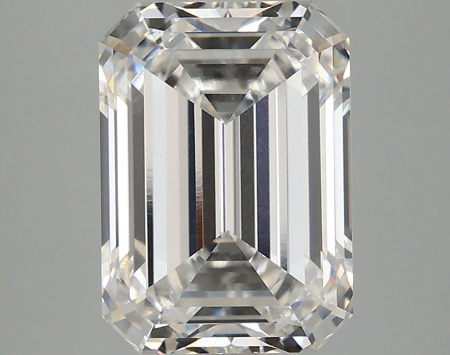 Loose Diamond - EMERALD 4.08ct E VVS2: Loose Diamond - EMERALD 4.08ct E VVS2 Source: This is a real non-mined Diamond that has been grown in a lab Shape: EMERALD Carats: 4.08 Color: E Clarity: VVS2 Certification: IGI Video:
