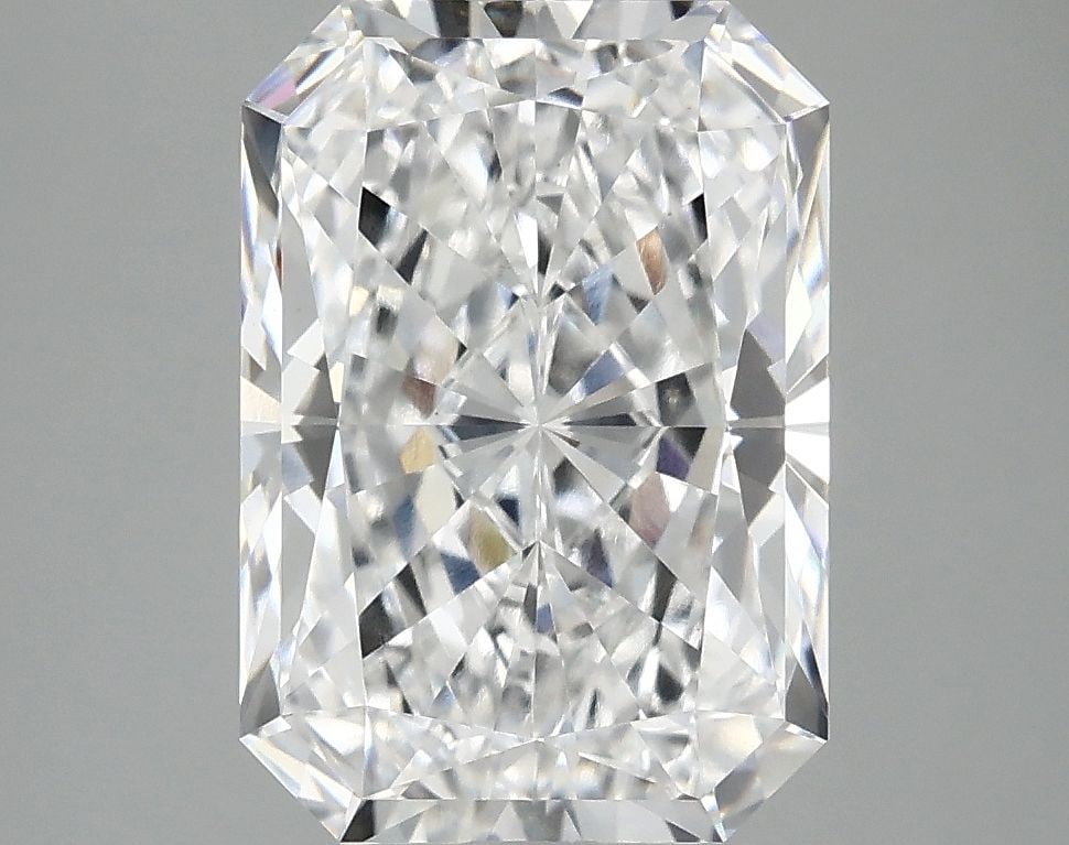 Loose Diamond - RADIANT 4.07ct D VS1: Loose Diamond - RADIANT 4.07ct D VS1 Source: This is a real non-mined Diamond that has been grown in a lab Shape: RADIANT Carats: 4.07 Color: D Clarity: VS1 Certification: IGI Video: Video Link The