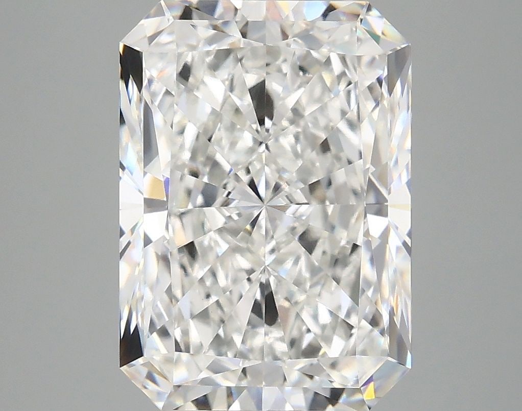 Loose Diamond - RADIANT 5.08ct E VVS2: Loose Diamond - RADIANT 5.08ct E VVS2 Source: This is a real non-mined Diamond that has been grown in a lab Shape: RADIANT Carats: 5.08 Color: E Clarity: VVS2 Certification: IGI Video: