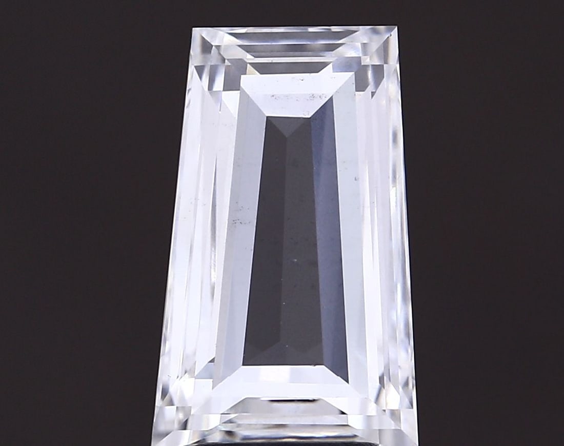 Loose Diamond - TAPERED BAGUETTE 3.65ct F VS2 (1 of 1)