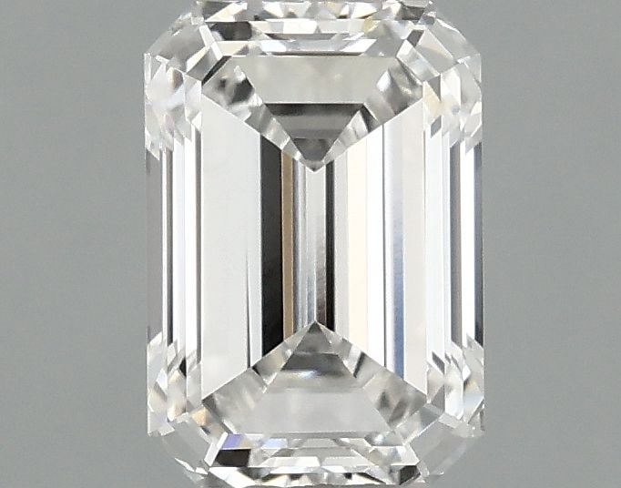 Loose Diamond - EMERALD 0.98ct E VS1: Loose Diamond - EMERALD 0.98ct E VS1 Source: This is a real non-mined Diamond that has been grown in a lab Shape: EMERALD Carats: 0.98 Color: E Clarity: VS1 Certification: IGI Video: