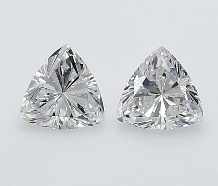 Loose Diamond - TRIANGULAR 0.78ct E VS1: Loose Diamond - TRIANGULAR 0.78ct E VS1 Source: This is a real non-mined Diamond that has been grown in a lab Shape: TRIANGULAR Carats: 0.78 Color: E Clarity: VS1 Certification: NONE Video: