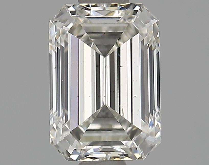 Loose Diamond - EMERALD 1.35ct G SI1: Loose Diamond - EMERALD 1.35ct G SI1 Source: This is a real non-mined Diamond that has been grown in a lab Shape: EMERALD Carats: 1.35 Color: G Clarity: SI1 Certification: IGI Video: