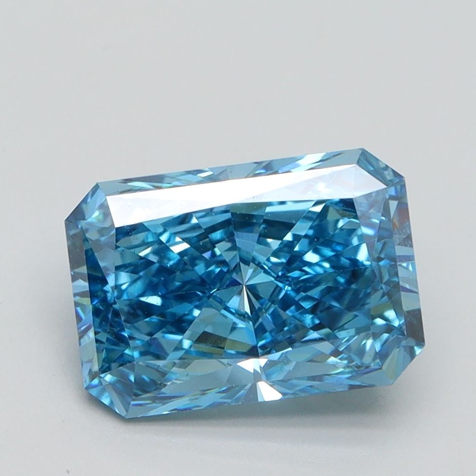 Loose Diamond - RADIANT 2.32ct Fancy Vivid Blue VS2: Loose Diamond - RADIANT 2.32ct Fancy Vivid Blue VS2 Source: This is a real non-mined Diamond that has been grown in a lab Shape: RADIANT Carats: 2.32 Color: Fancy Vivid Blue Certification: IGI Video: