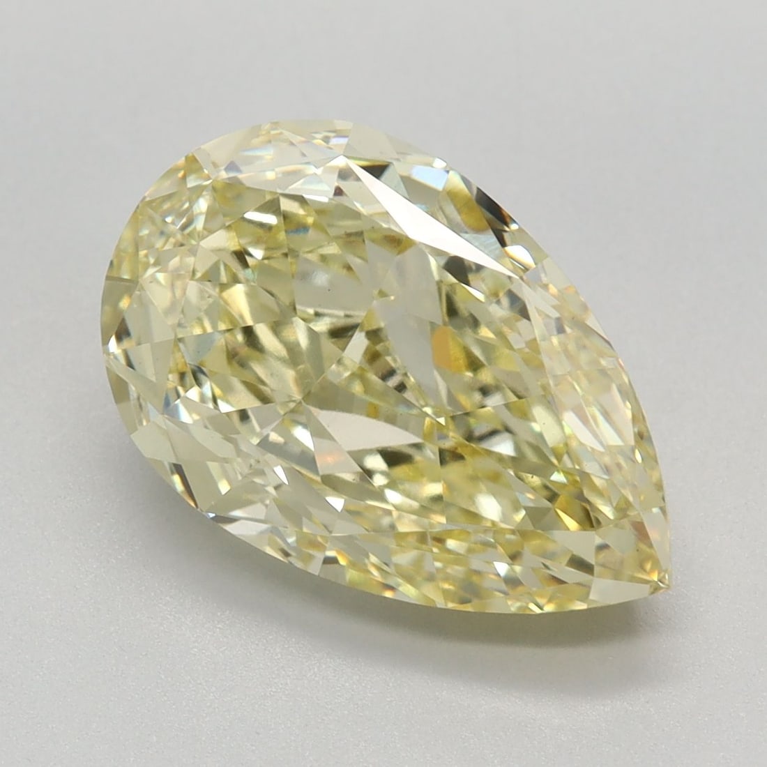Loose Diamond - PEAR 4.17ct Fancy Intense Yellow VS1: Loose Diamond - PEAR 4.17ct Fancy Intense Yellow VS1 Source: This is a real non-mined Diamond that has been grown in a lab Shape: PEAR Carats: 4.17 Color: Fancy Intense Yellow Certification: IGI Video