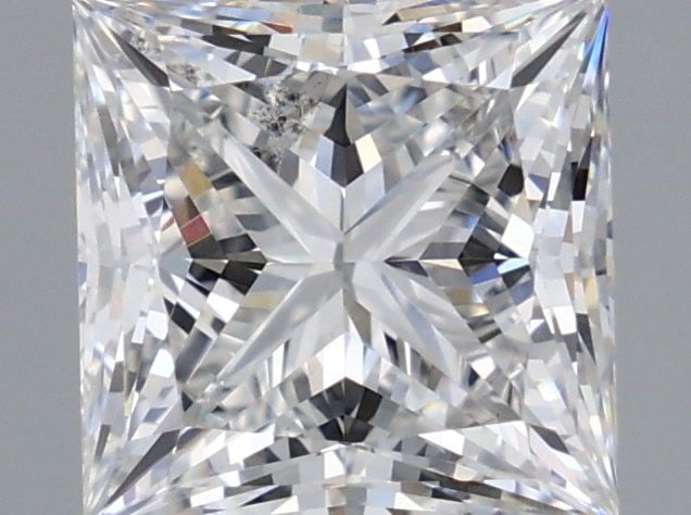 Loose Diamond - PRINCESS 1.5ct E VS2: Loose Diamond - PRINCESS 1.5ct E VS2 Source: This is a real non-mined Diamond that has been grown in a lab Shape: PRINCESS Carats: 1.5 Color: E Clarity: VS2 Certification: IGI Video: