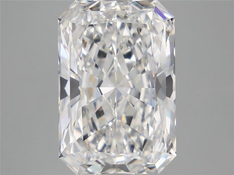 Loose Diamond - RADIANT 5.59ct F VVS2: Loose Diamond - RADIANT 5.59ct F VVS2 Source: This is a real non-mined Diamond that has been grown in a lab Shape: RADIANT Carats: 5.59 Color: F Clarity: VVS2 Certification: IGI Video: