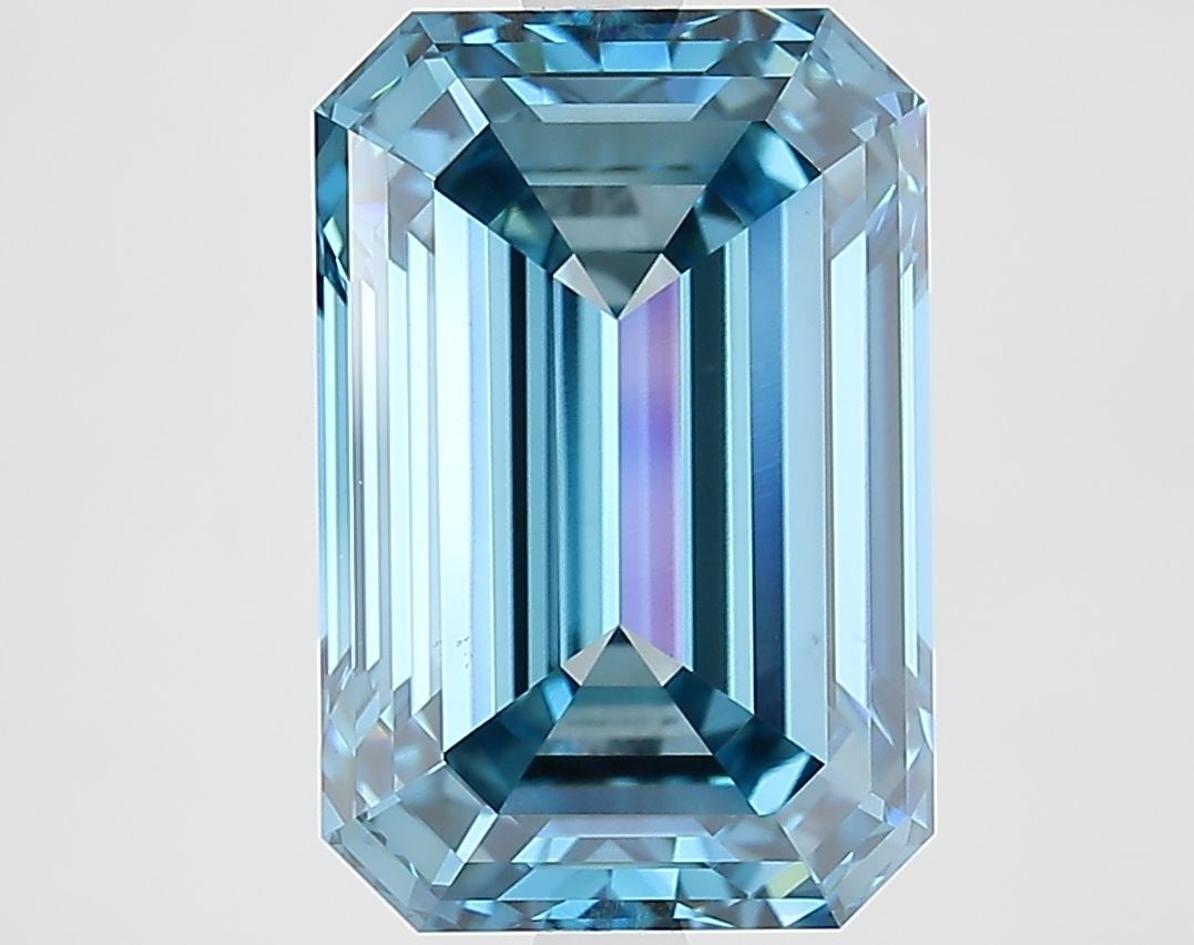 Loose Diamond - EMERALD 5.73ct Fancy Vivid Blue VS1: Loose Diamond - EMERALD 5.73ct Fancy Vivid Blue VS1 Source: This is a real non-mined Diamond that has been grown in a lab Shape: EMERALD Carats: 5.73 Color: Fancy Vivid Blue Certification: IGI Video: