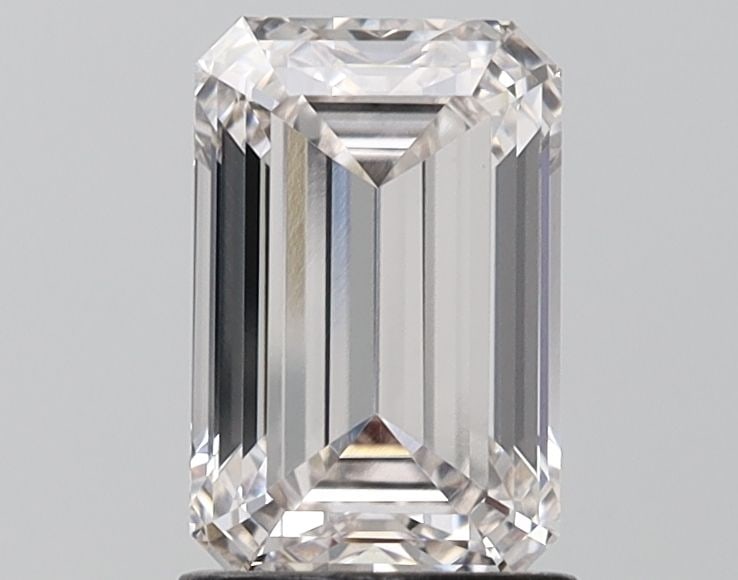 Loose Diamond - EMERALD 1.76ct H VVS2: Loose Diamond - EMERALD 1.76ct H VVS2 Source: This is a real non-mined Diamond that has been grown in a lab Shape: EMERALD Carats: 1.76 Color: H Clarity: VVS2 Certification: IGI Video: Video Link 