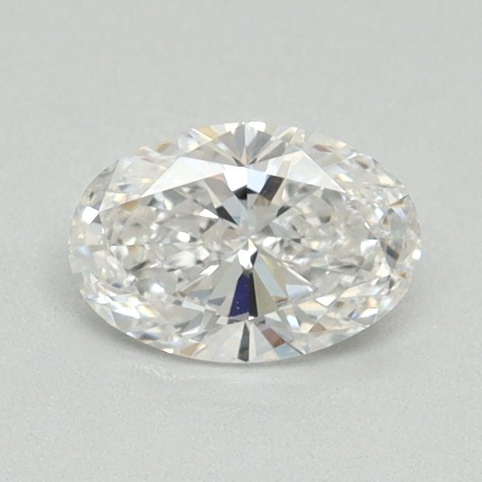 Loose Diamond - OVAL 0.59ct E VS1: Loose Diamond - OVAL 0.59ct E VS1 Source: This is a real non-mined Diamond that has been grown in a lab Shape: OVAL Carats: 0.59 Color: E Clarity: VS1 Certification: NONE Video: