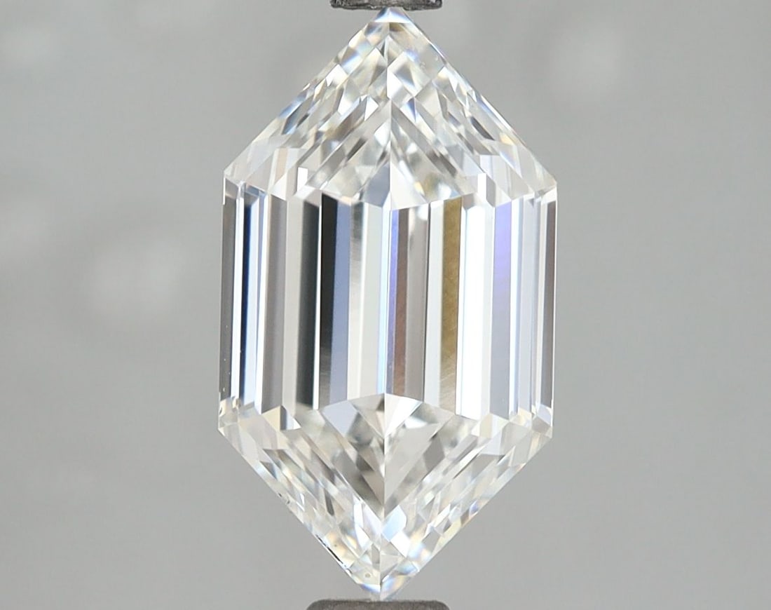 Loose Diamond - HEXAGONAL 2.58ct F VVS2: Loose Diamond - HEXAGONAL 2.58ct F VVS2 Source: This is a real non-mined Diamond that has been grown in a lab Shape: HEXAGONAL Carats: 2.58 Color: F Clarity: VVS2 Certification: IGI Video: