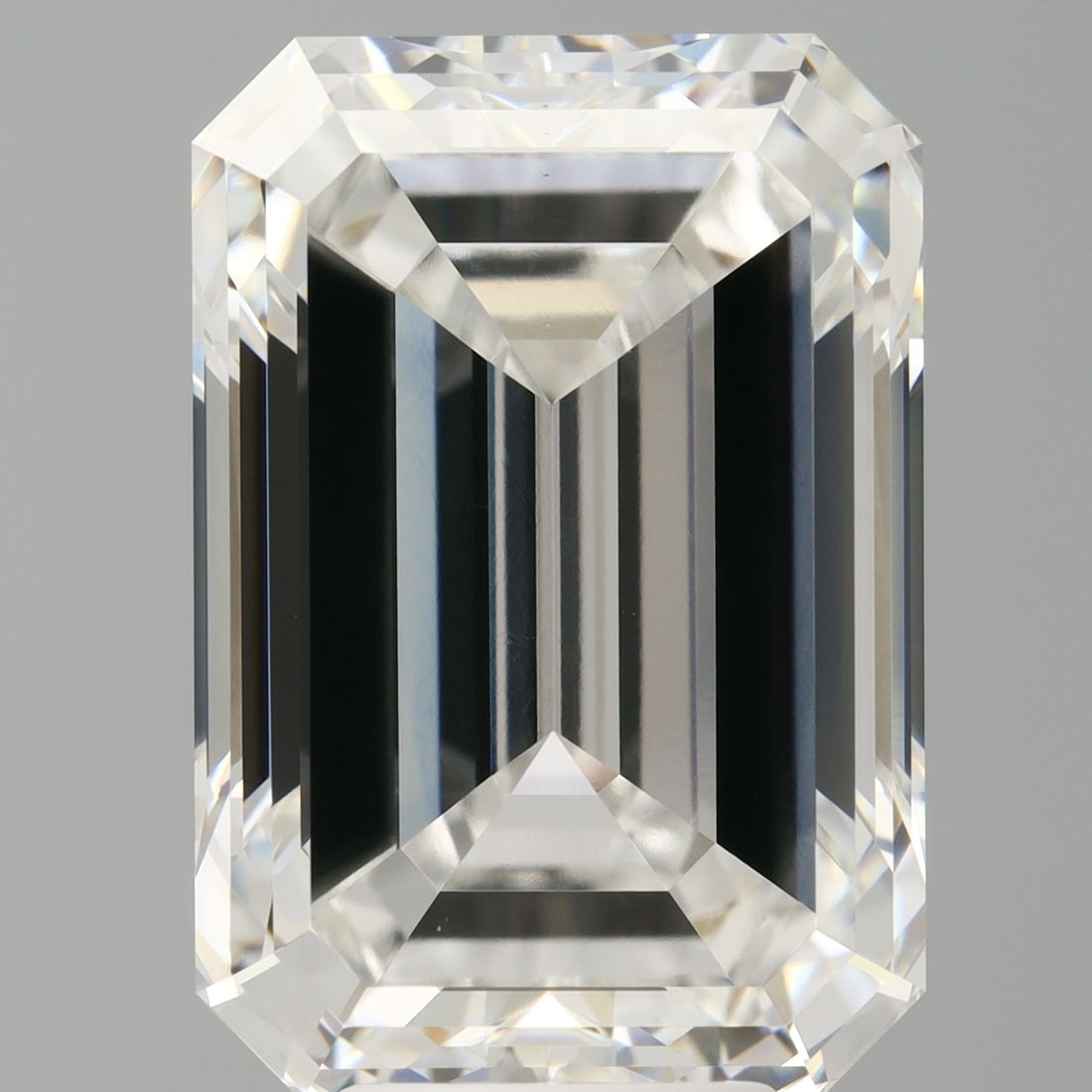 Loose Diamond - EMERALD 8.51ct E VS1: Loose Diamond - EMERALD 8.51ct E VS1 Source: This is a real non-mined Diamond that has been grown in a lab Shape: EMERALD Carats: 8.51 Color: E Clarity: VS1 Certification: IGI Video: