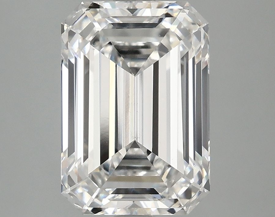 Loose Diamond - EMERALD 3.09ct E VS1: Loose Diamond - EMERALD 3.09ct E VS1 Source: This is a real non-mined Diamond that has been grown in a lab Shape: EMERALD Carats: 3.09 Color: E Clarity: VS1 Certification: IGI Video: