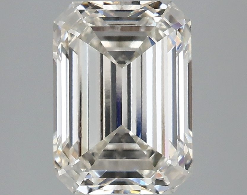 Loose Diamond - EMERALD 3.05ct H VVS2: Loose Diamond - EMERALD 3.05ct H VVS2 Source: This is a real non-mined Diamond that has been grown in a lab Shape: EMERALD Carats: 3.05 Color: H Clarity: VVS2 Certification: IGI Video: