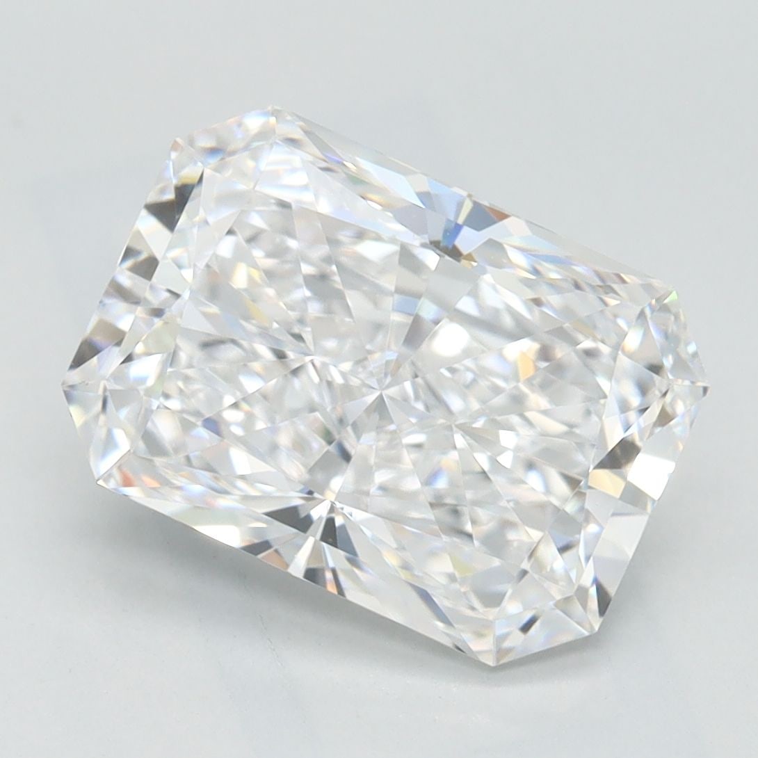 Loose Diamond - RADIANT 2.93ct D VVS1: Loose Diamond - RADIANT 2.93ct D VVS1 Source: This is a real non-mined Diamond that has been grown in a lab Shape: RADIANT Carats: 2.93 Color: D Clarity: VVS1 Certification: GIA Video: