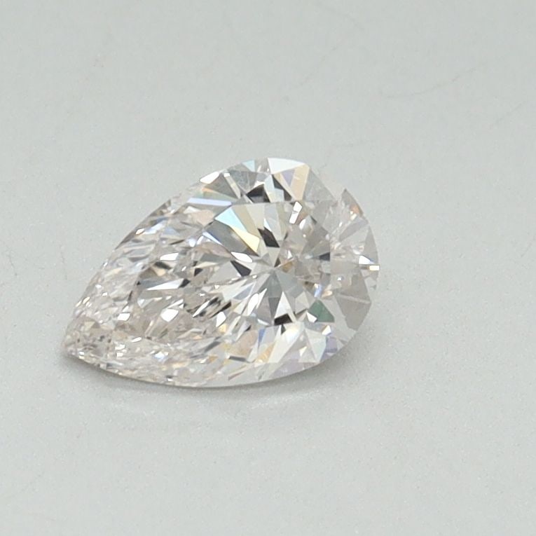 Loose Diamond - PEAR 0.4ct G VVS2: Loose Diamond - PEAR 0.4ct G VVS2 Source: This is a real non-mined Diamond that has been grown in a lab Shape: PEAR Carats: 0.4 Color: G Clarity: VVS2 Certification: IGI Video: