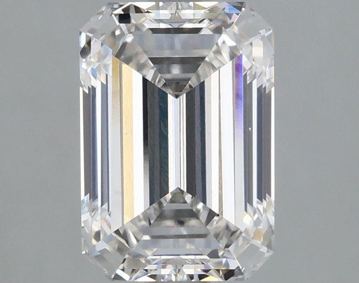 Loose Diamond - EMERALD 1.97ct F VS1: Loose Diamond - EMERALD 1.97ct F VS1 Source: This is a real non-mined Diamond that has been grown in a lab Shape: EMERALD Carats: 1.97 Color: F Clarity: VS1 Certification: IGI Video: