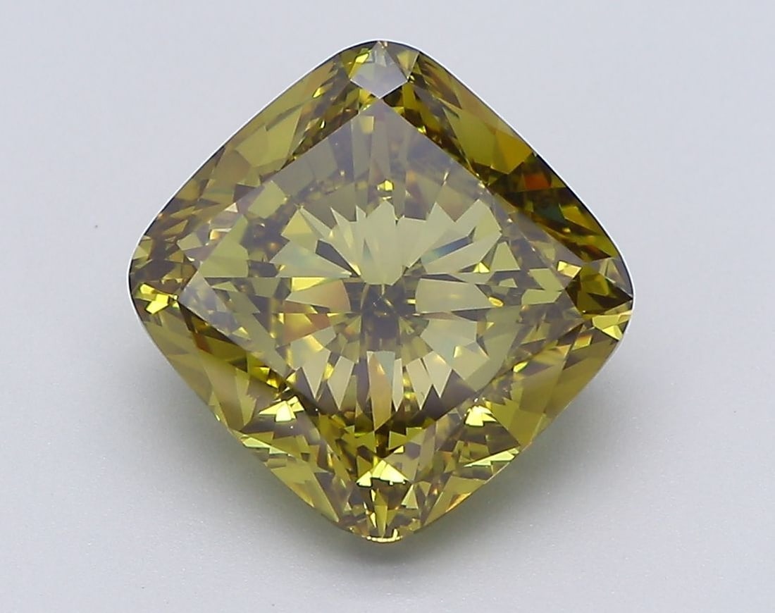 Loose Diamond - CUSHION MODIFIED 5.28ct Fancy Vivid Yellowish Green VS1: Loose Diamond - CUSHION MODIFIED 5.28ct Fancy Vivid Yellowish Green VS1 Source: This is a real non-mined Diamond that has been grown in a lab Shape: CUSHION MODIFIED Carats: 5.28 Color: Fancy Vivid Ye