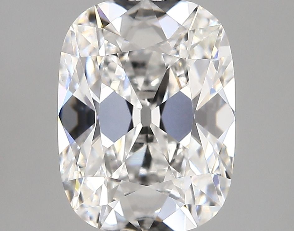 Loose Diamond - CUSHION MODIFIED 3.47ct E VS1: Loose Diamond - CUSHION MODIFIED 3.47ct E VS1 Source: This is a real non-mined Diamond that has been grown in a lab Shape: CUSHION MODIFIED Carats: 3.47 Color: E Clarity: VS1 Certification: IGI Video: