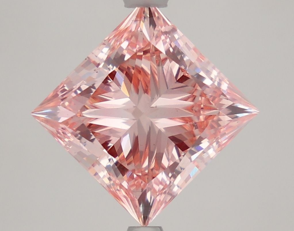 Loose Diamond - PRINCESS 4.78ct Fancy Vivid Pink VS1: Loose Diamond - PRINCESS 4.78ct Fancy Vivid Pink VS1 Source: This is a real non-mined Diamond that has been grown in a lab Shape: PRINCESS Carats: 4.78 Color: Fancy Vivid Pink Certification: IGI Video