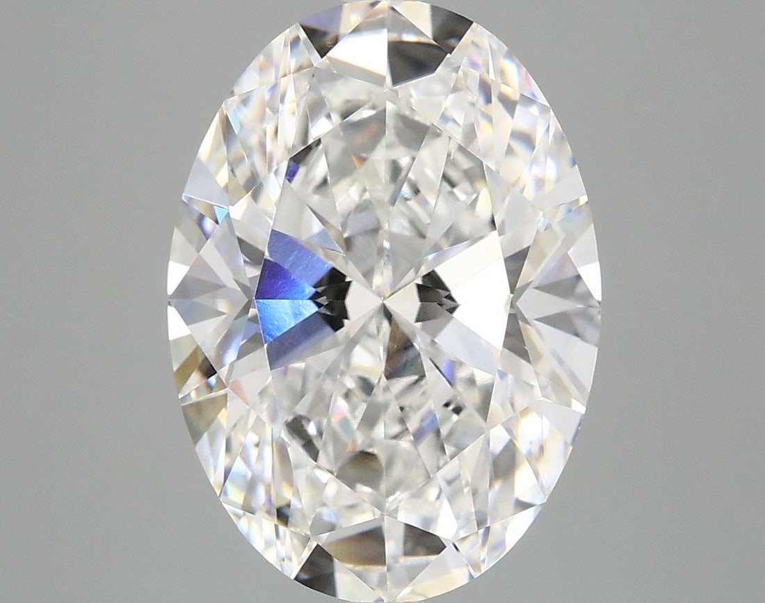 Loose Diamond - OVAL 5.04ct E VVS2: Loose Diamond - OVAL 5.04ct E VVS2 Source: This is a real non-mined Diamond that has been grown in a lab Shape: OVAL Carats: 5.04 Color: E Clarity: VVS2 Certification: IGI Video: