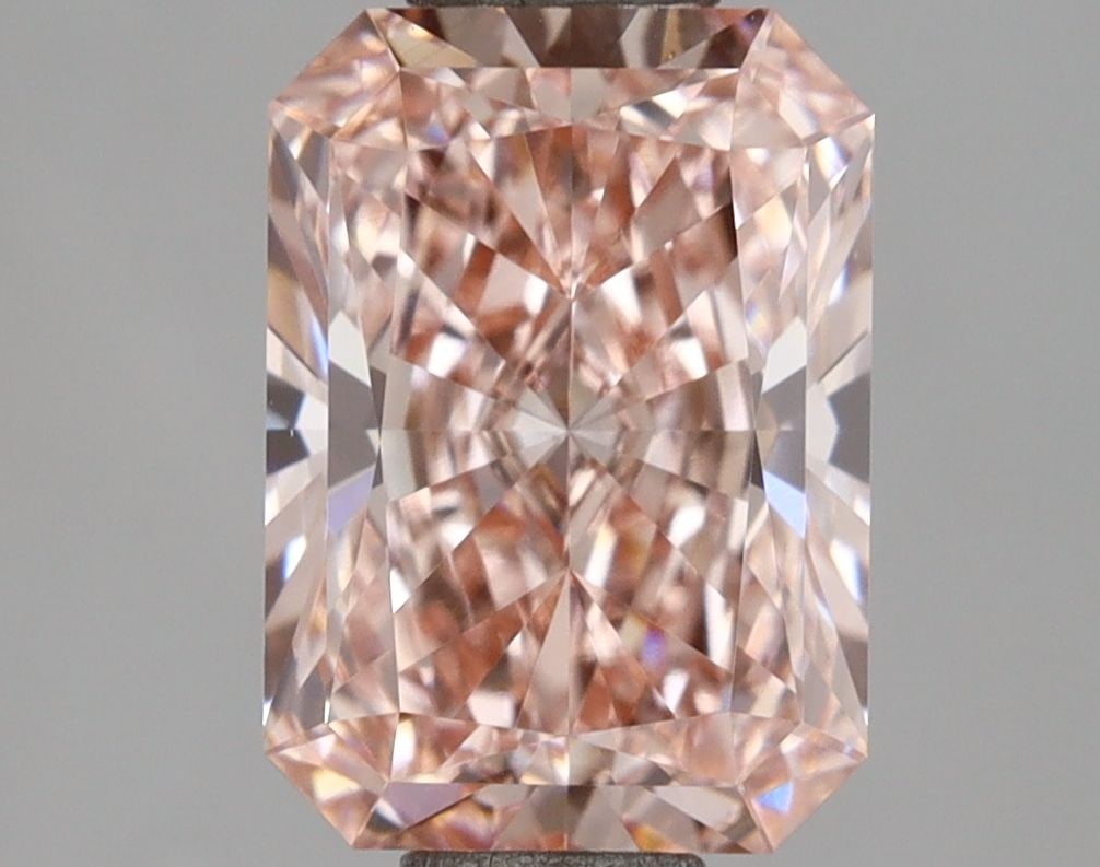 Loose Diamond - RADIANT 1.78ct Fancy Vivid Pink VVS2: Loose Diamond - RADIANT 1.78ct Fancy Vivid Pink VVS2 Source: This is a real non-mined Diamond that has been grown in a lab Shape: RADIANT Carats: 1.78 Color: Fancy Vivid Pink Certification: IGI Video: